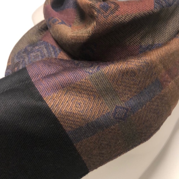 Neiman Marcus High quality jacquard wool stole, shawl in unique pattern - Picture 5 of 12